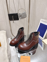 China Replica LV Women Shoes 158usd Only